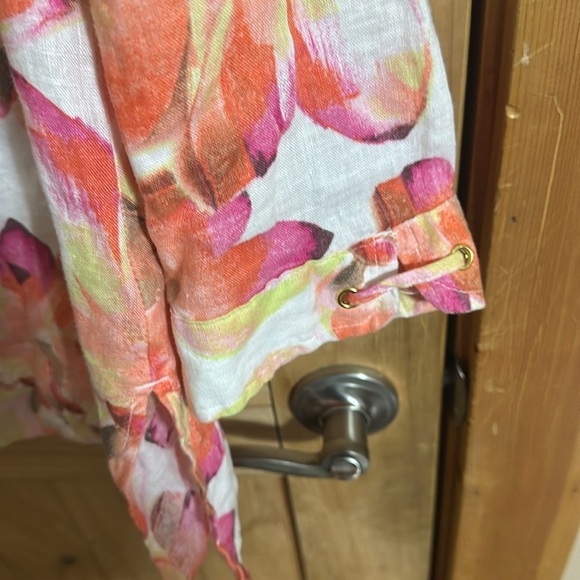 JM Collection Multicolor Floral Blouse - Picture 2 of 8